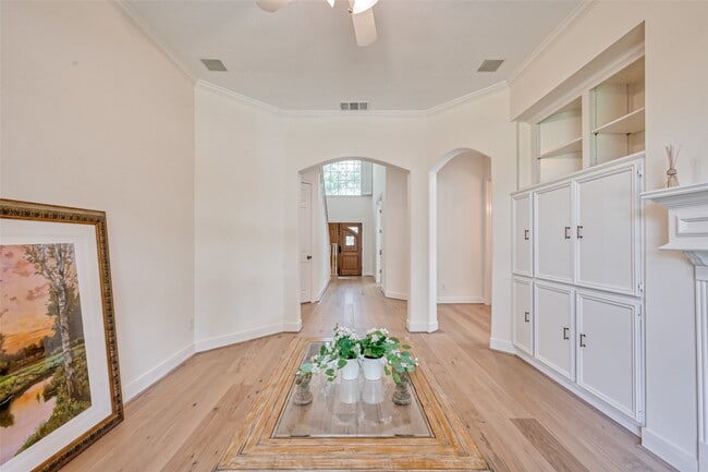 Building Photo - 13719 Ashley Run
