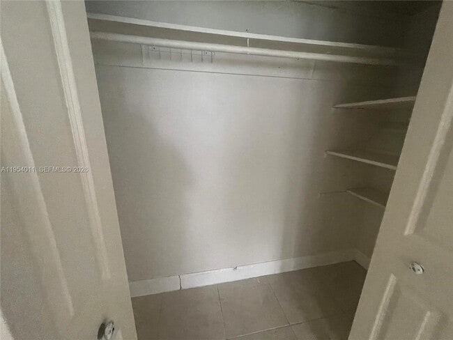 Building Photo - 790 NE 122nd St