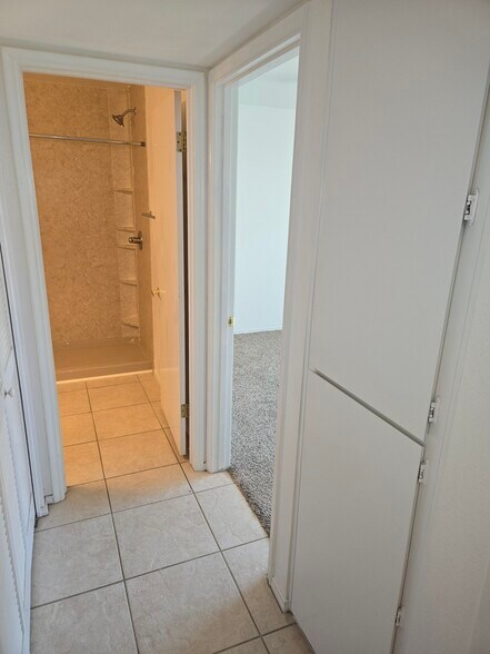 Hallway to Guest Bath - 1044 E Pueblo Rd