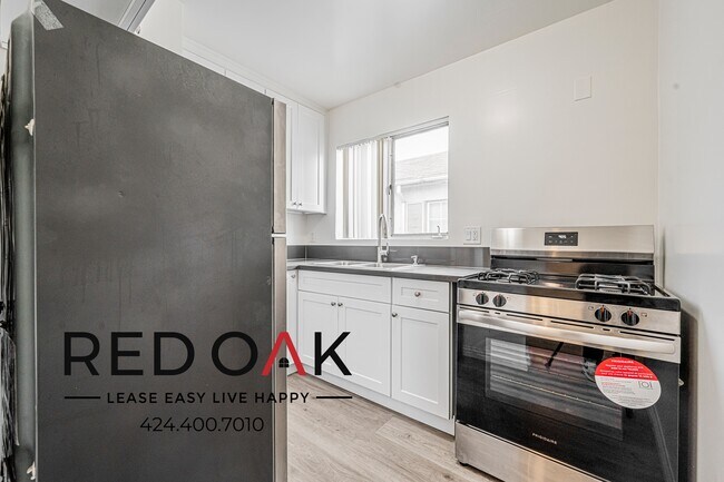 Building Photo - 1016 S Wooster St