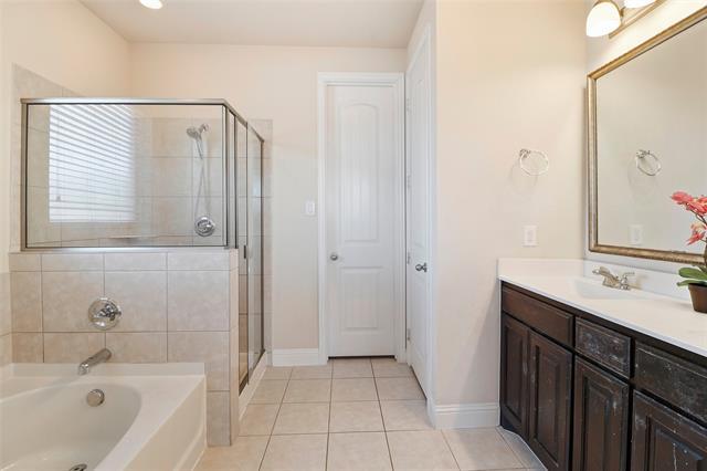 Building Photo - 1002 Payton Ln