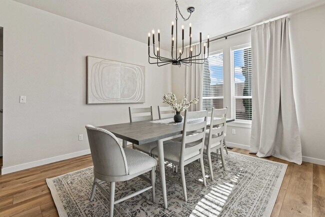 Building Photo - 3173 S Mystic Seaport Ave