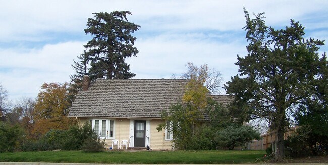 Building Photo - Location, Location, Location.