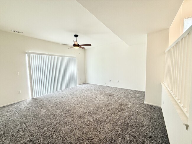 Building Photo - 906 Ashbrook Dr