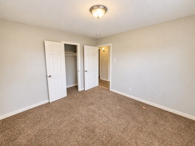 Building Photo - 1309 Malvern St