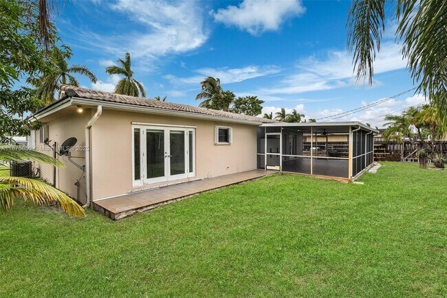 Building Photo - 20525 Highland Lakes Blvd
