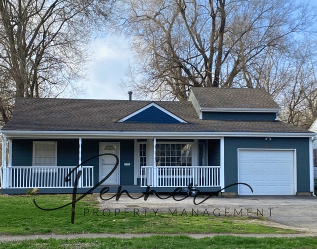 Primary Photo - 207 W North Ave