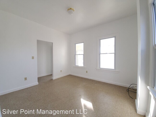Building Photo - 3 br, 1 bath House - 83 South Ave