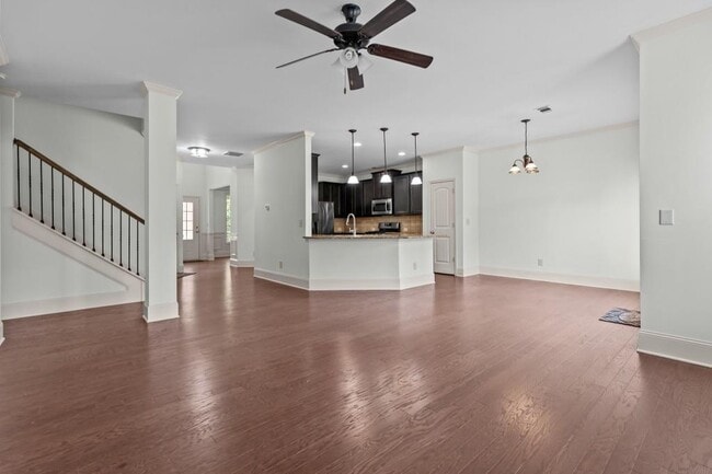 Building Photo - 5155 Roseman Trail