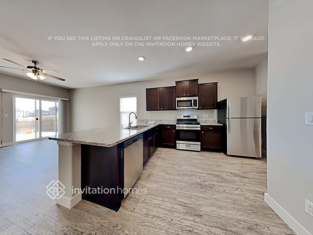 Building Photo - 10003 Seawolf Dr
