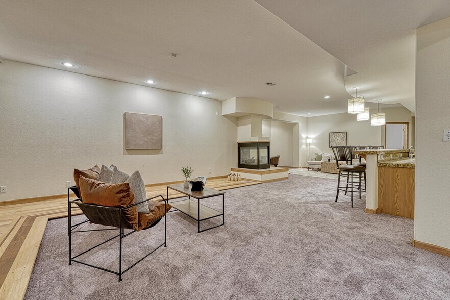 Building Photo - 7170 Windwood Way