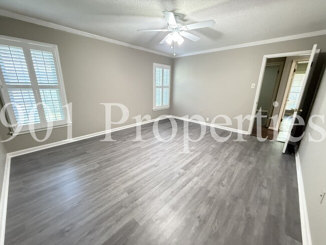 Building Photo - 7120 Toro Cove