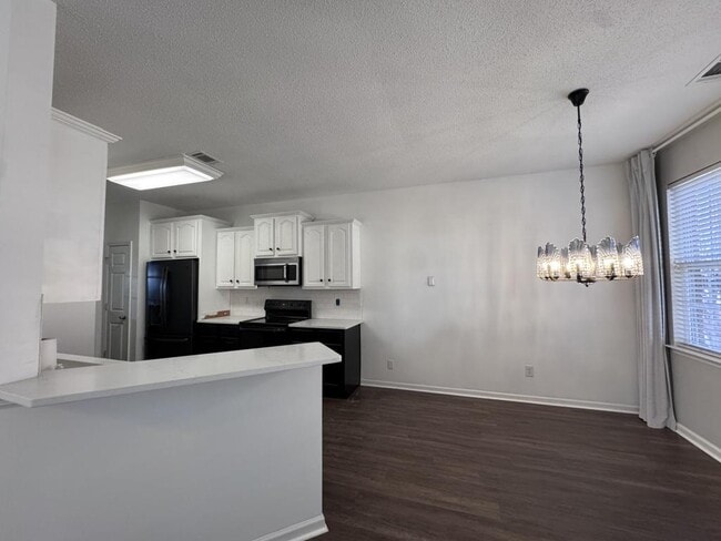 Building Photo - 104 Sir Patrick Way