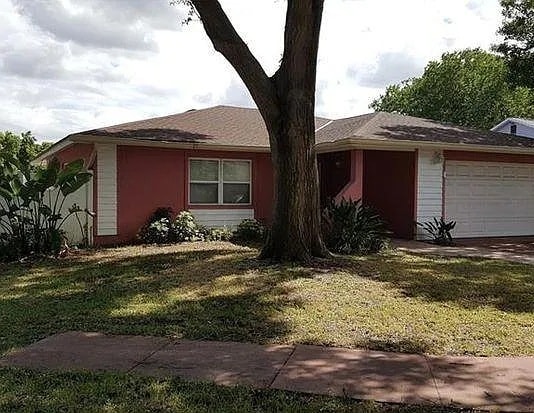 Building Photo - 12343 102nd St