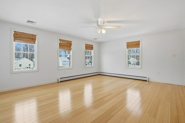 Building Photo - 55 Arrowwood Dr