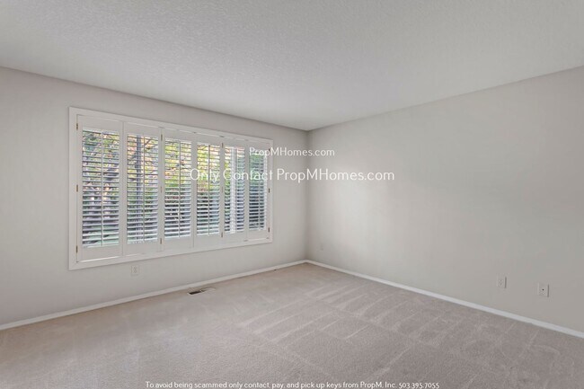 Building Photo - King City Charmer 55+ Community: Your Perf...