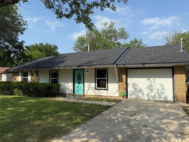 Primary Photo - 1204 Aransas St