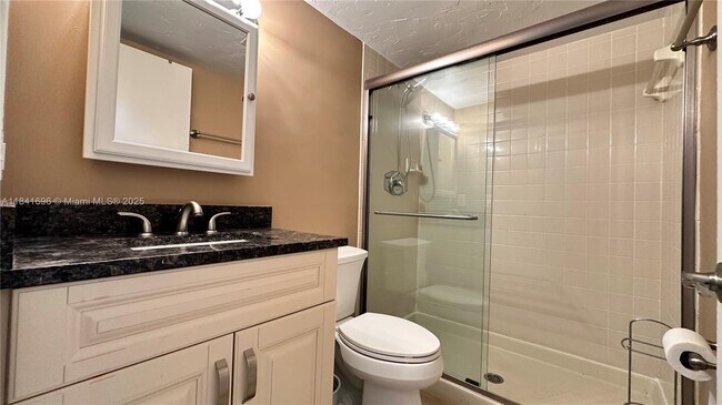 Building Photo - 4260 Village Dr