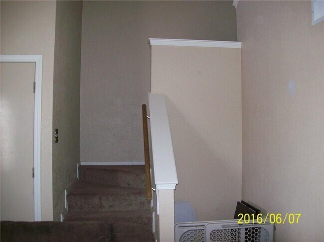 Building Photo - 11793 Corona Crest Ave