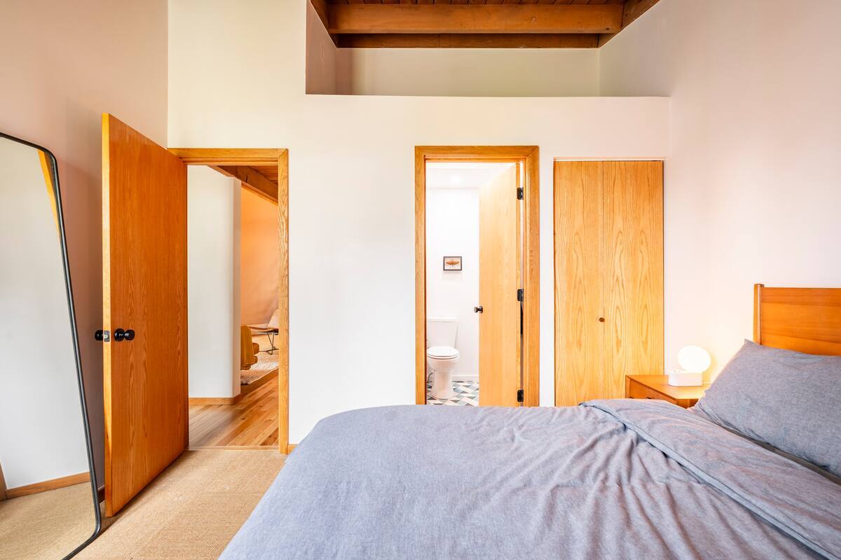 Building Photo - 2200 Lodgepole Cir