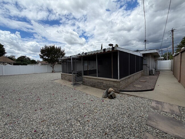 Building Photo - Beautiful 3bd house in West Covina