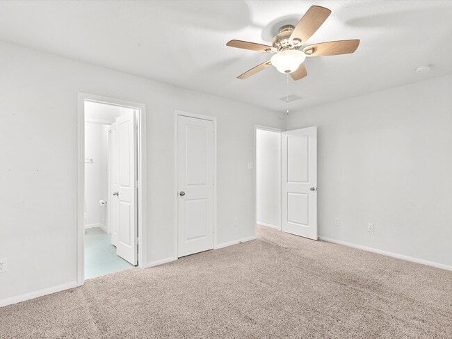 Building Photo - 23827 Pennington Hills Dr