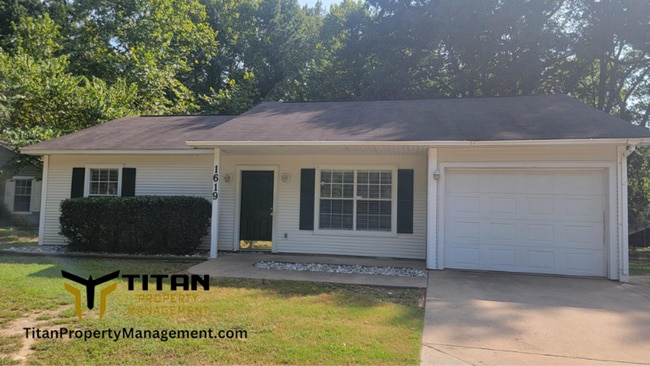 Primary Photo - 3bed/ 2 bath home