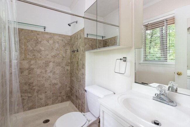 Building Photo - 2754 Tiffany Dr SW