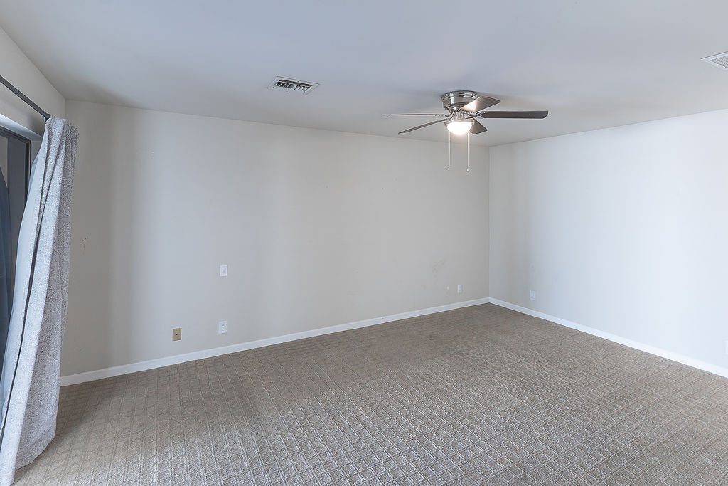 Building Photo - 3385 Poppy Trail Dr