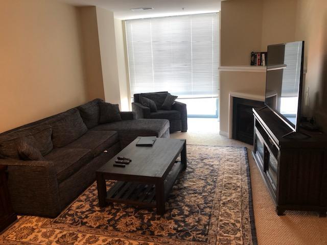 Building Photo - 851 N Glebe Rd