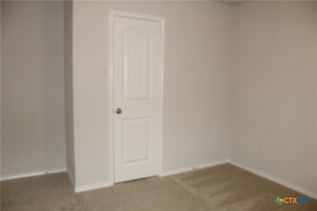 Building Photo - 841 Margay Lp