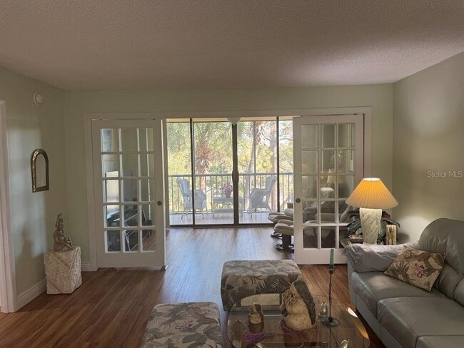 Building Photo - 3062 Eastland Blvd