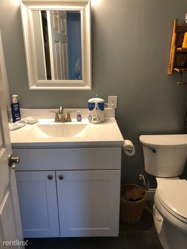 Building Photo - 400 Bethlehem Pike