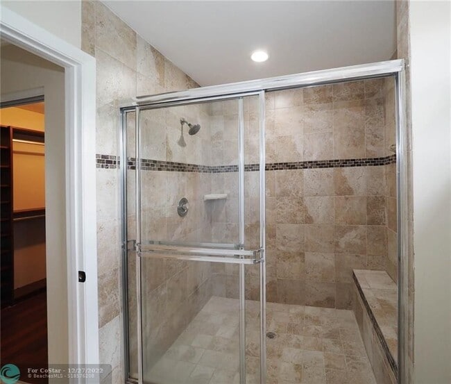 Building Photo - 10764 Lenox Rd