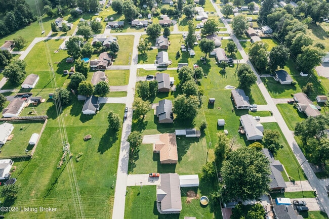 Building Photo - 309 E 6th St