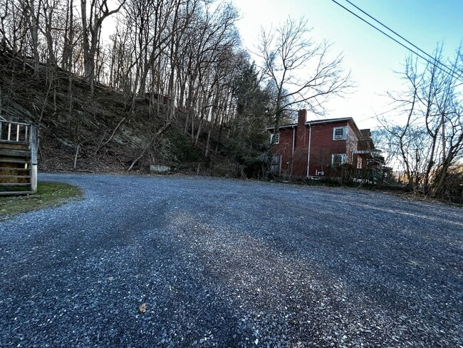 Building Photo - RAPLU155