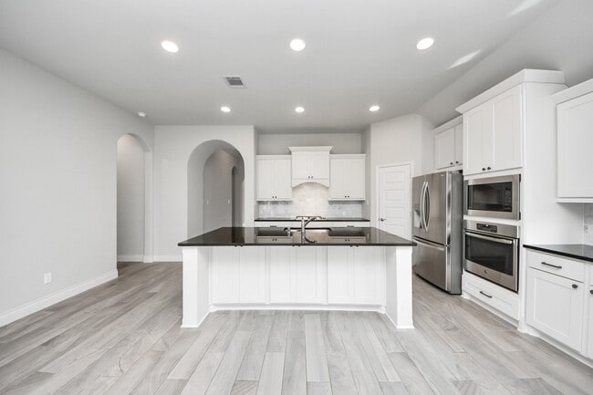 Building Photo - 4412 Mesquite Terrace Dr