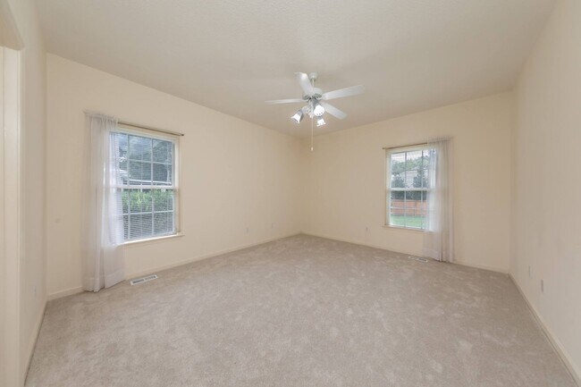Building Photo - 3736 Cherry Walk