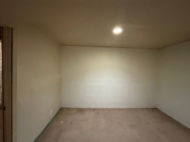 Building Photo - 11800 Caenen St