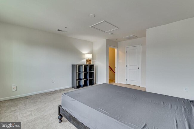 Building Photo - 7246 Winding Hills Dr