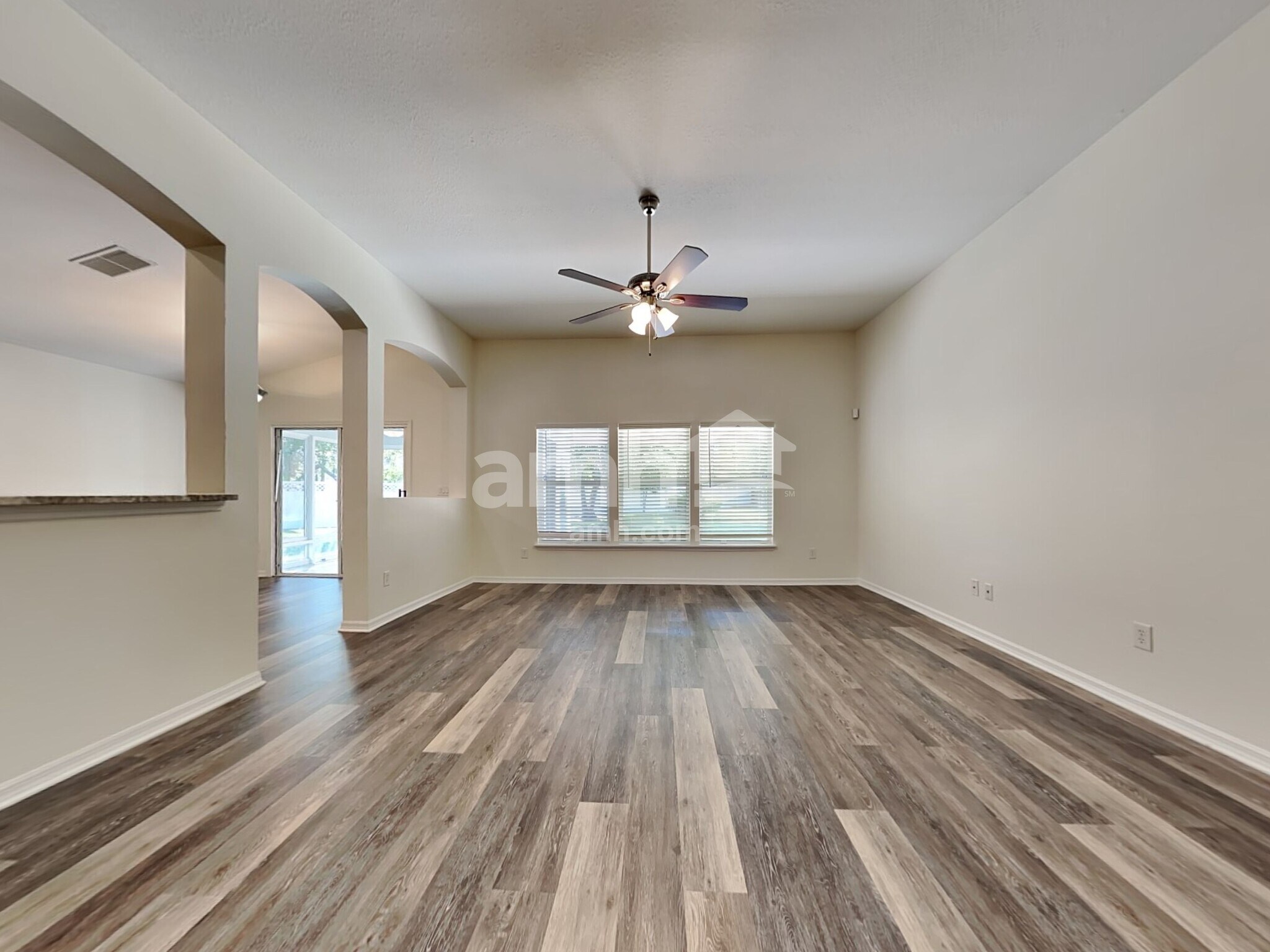 Building Photo - 408 Corklan Ct