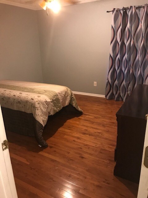 2nd BR Twin - 250 River Trace Ct