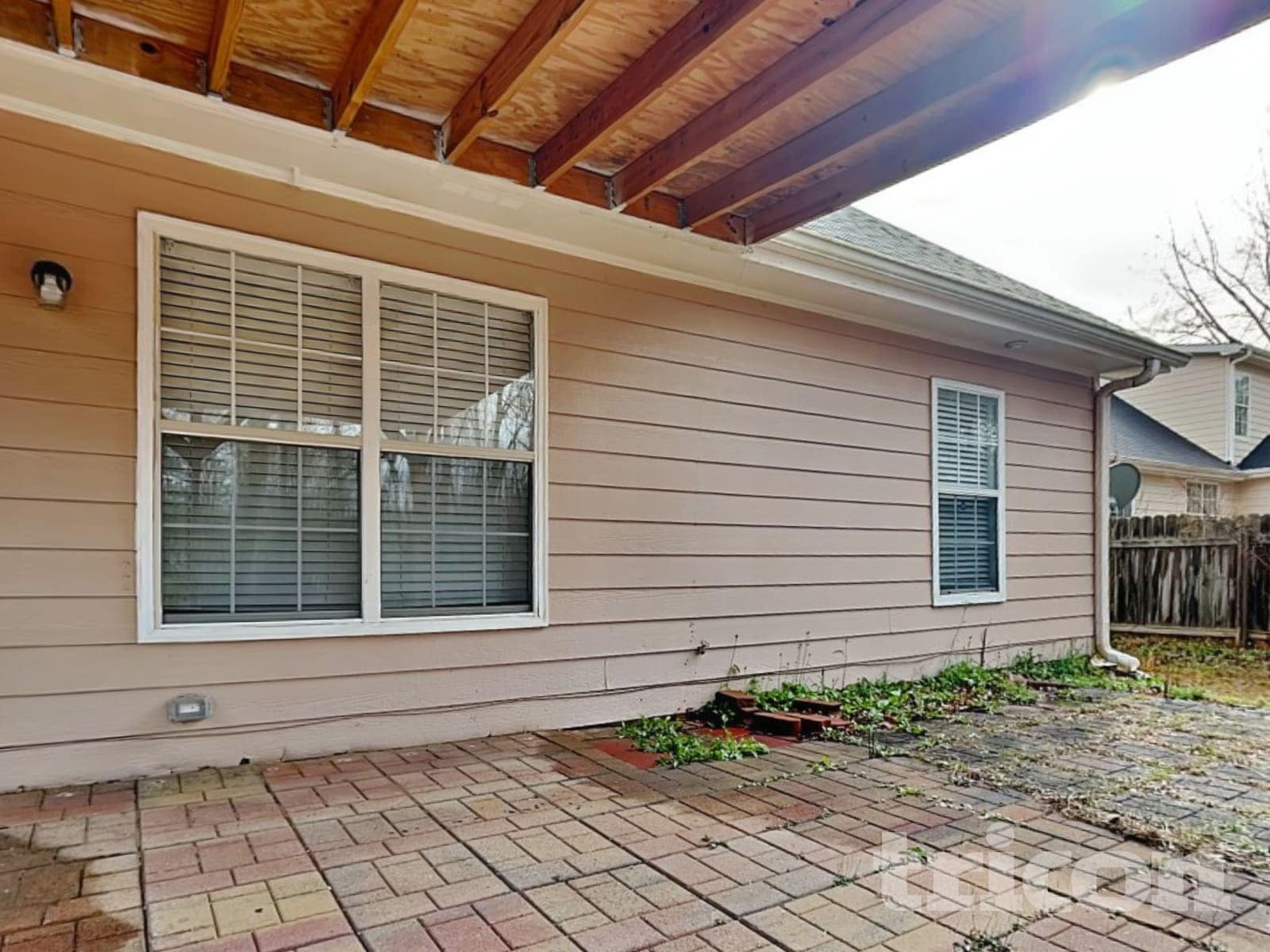 Building Photo - 440 Pebble Blvd