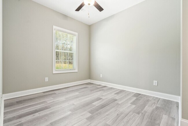 Building Photo - 2036 Downs Way
