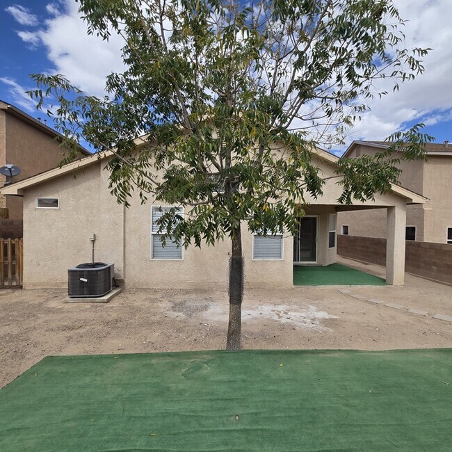 Building Photo - 2527 Ghost Ranch St SW