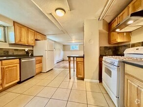 Building Photo - Cozy 2-Bed, 1-Bath Lower Level Apartment –...
