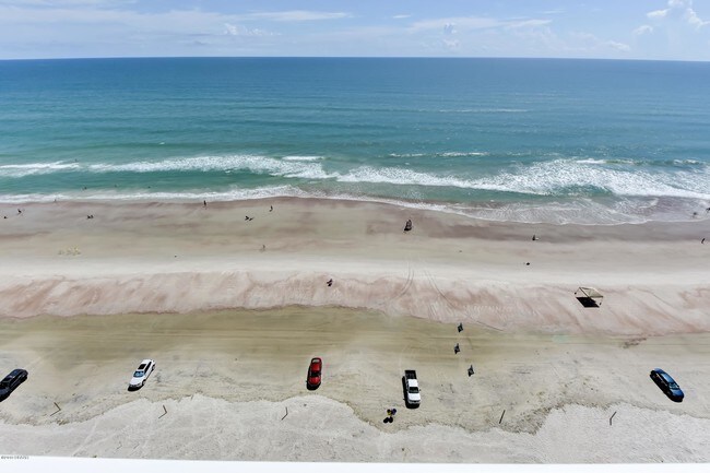 Building Photo - 3333 S Atlantic Ave