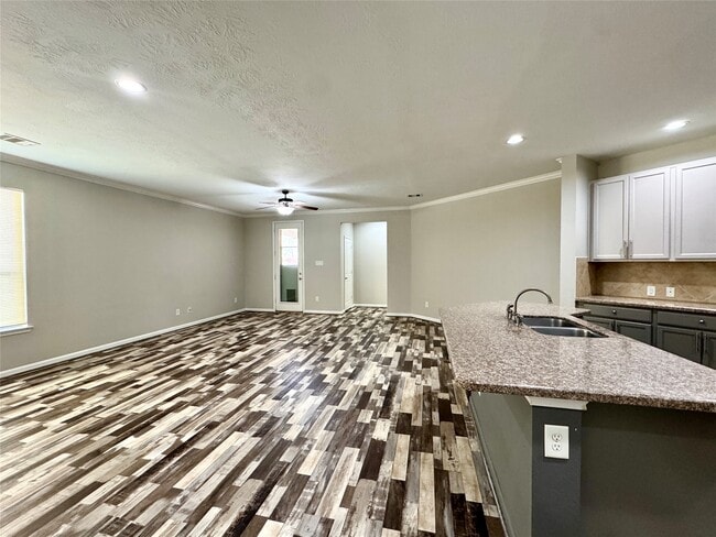 Building Photo - 18627 White Barnwood Ct