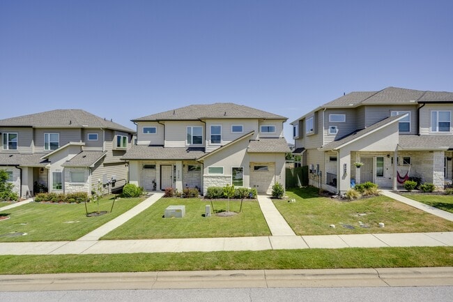 Building Photo - 9706 Whisper Willow Blvd