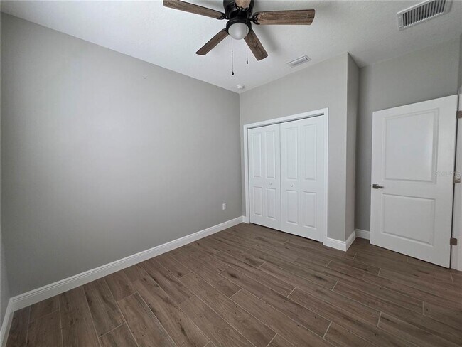 Building Photo - 7345 SE 26th Dr